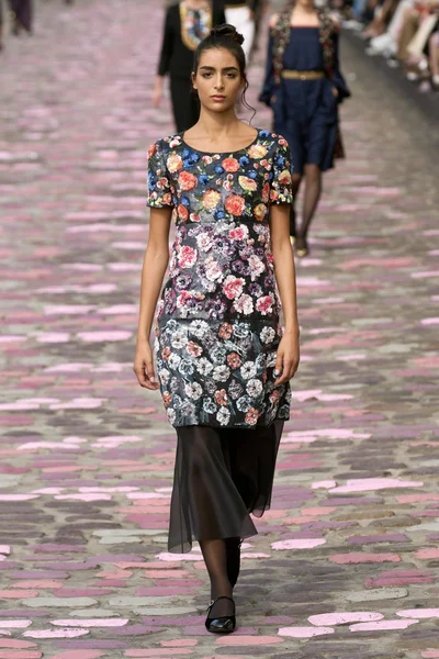 Look 35